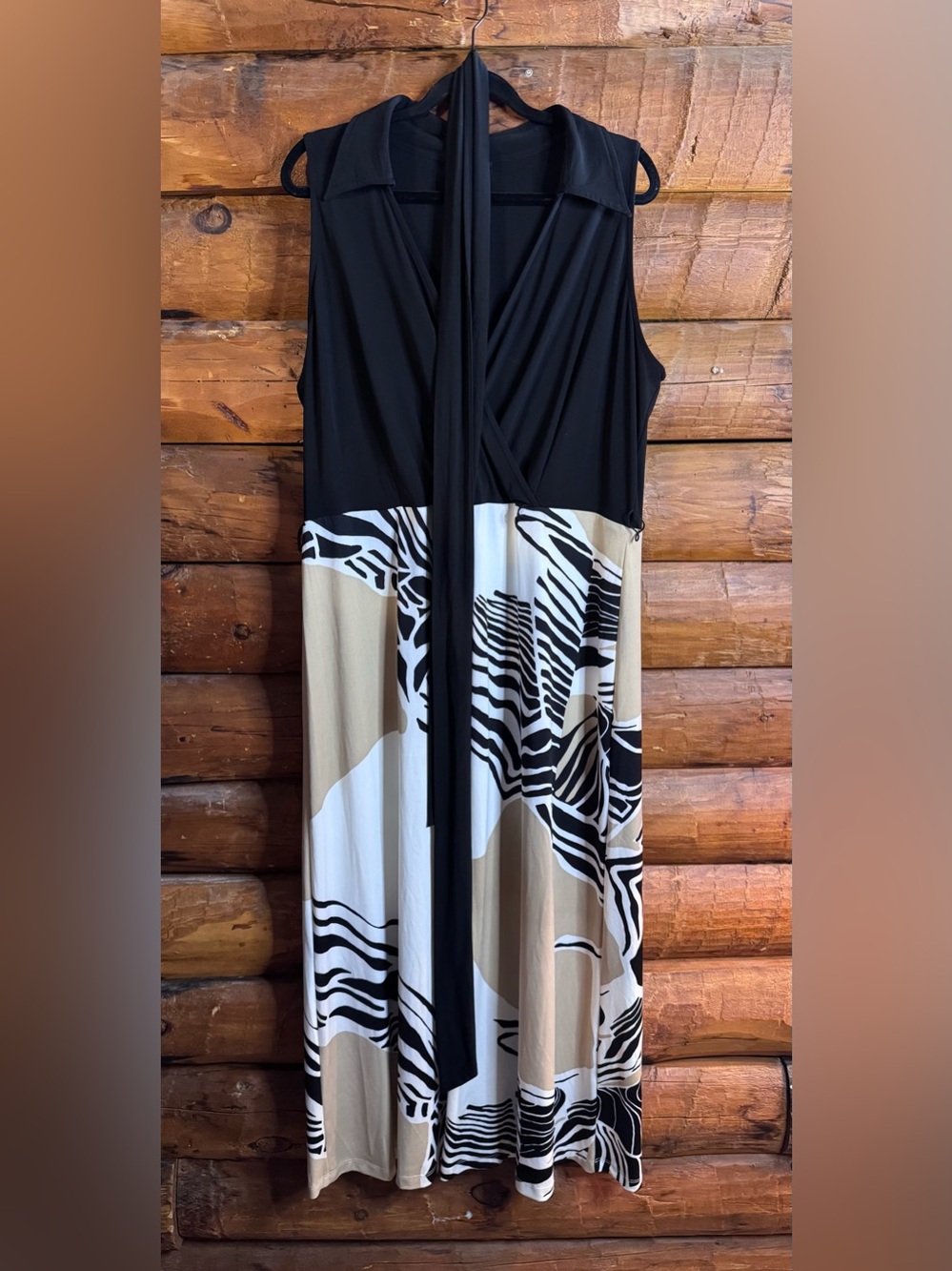 MSK Beige and Black Abstract Print Maxi Dress